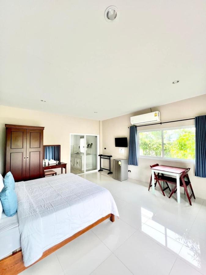 Lay Back C1with Kitchen & High Speed Internet